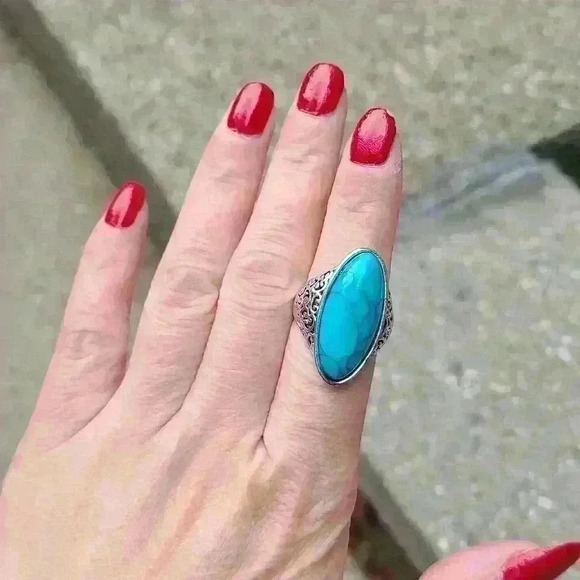 Silver tone turquoise like ring size 5.75 - Picture 13 of 17